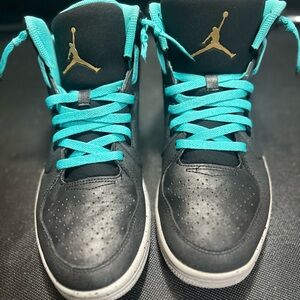 Jordan Athletic Shoes Black and Teal